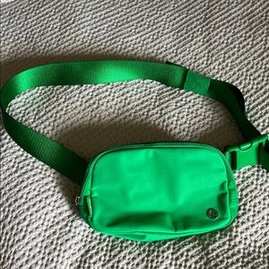 Lululemon Belt Bag in green